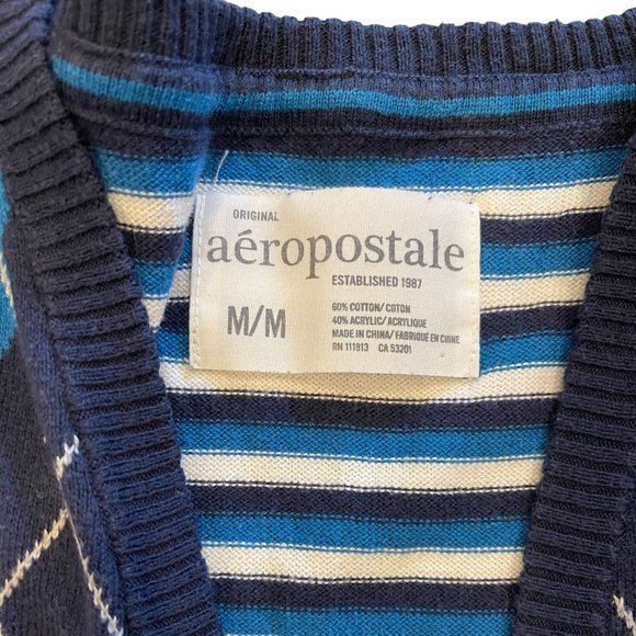 Aeropostale Button Up Sweater - Medium - Like New Condition‎ - Picture 3 of 4